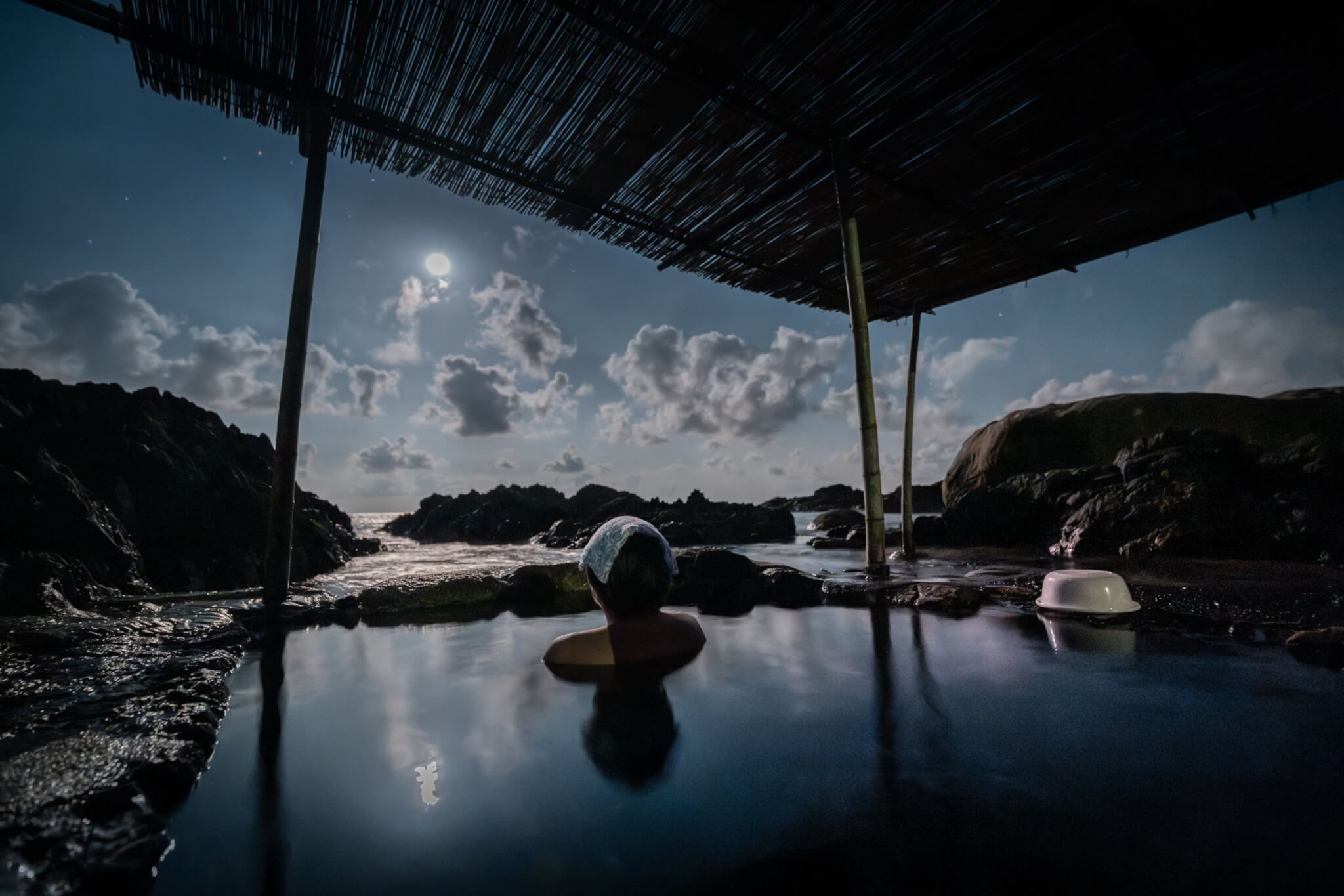 知られざる温泉の島